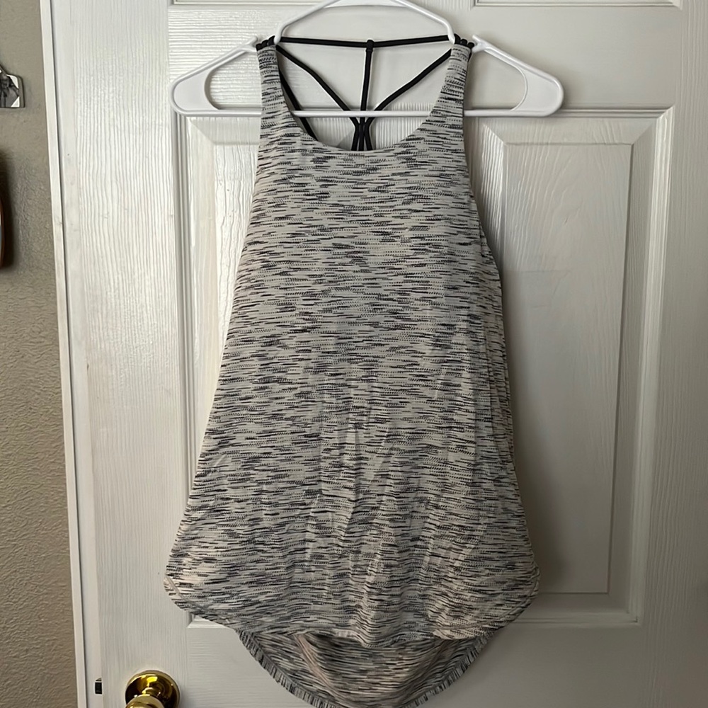 Lululemon tank